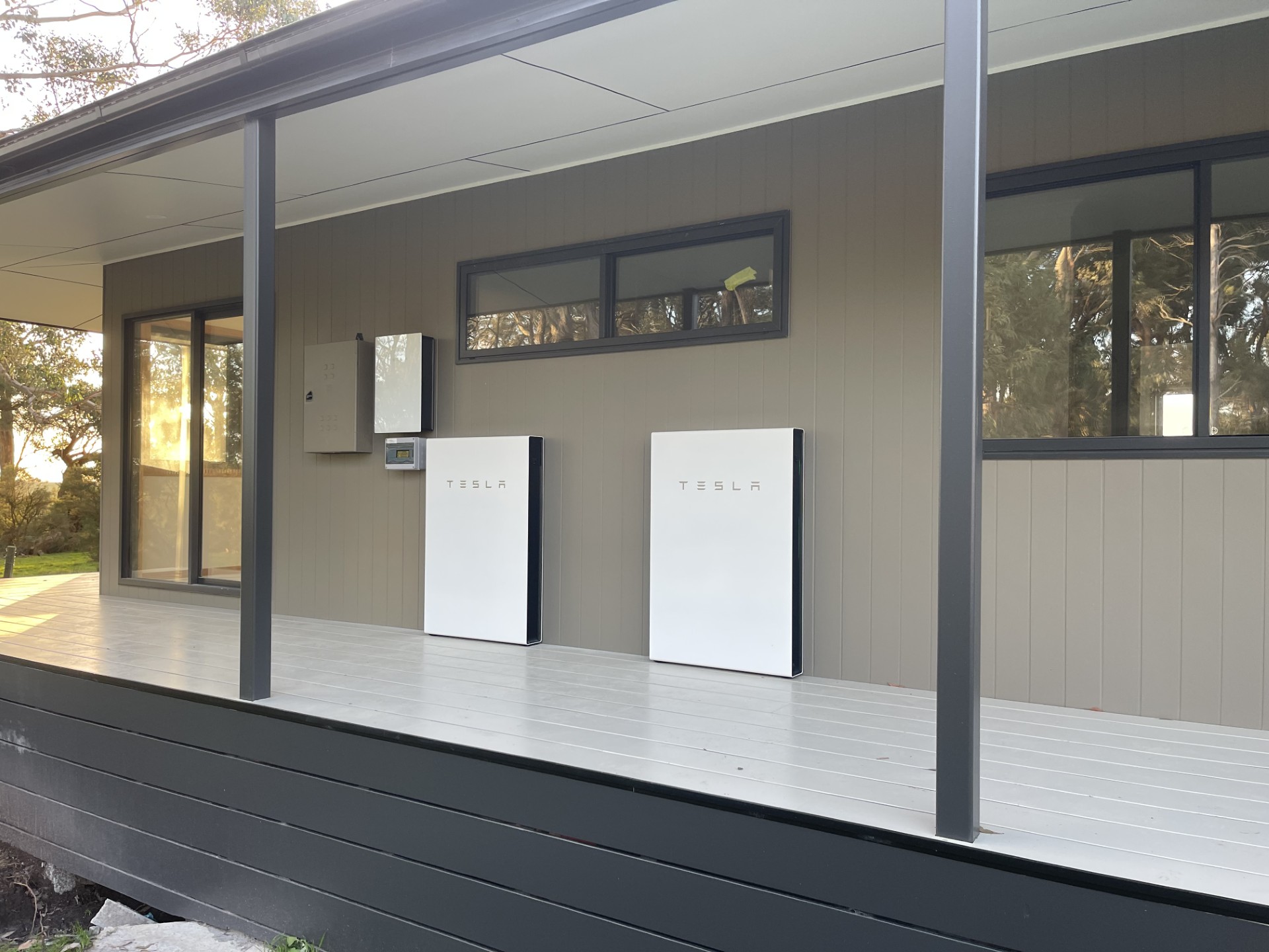 solar battery storage traralgon