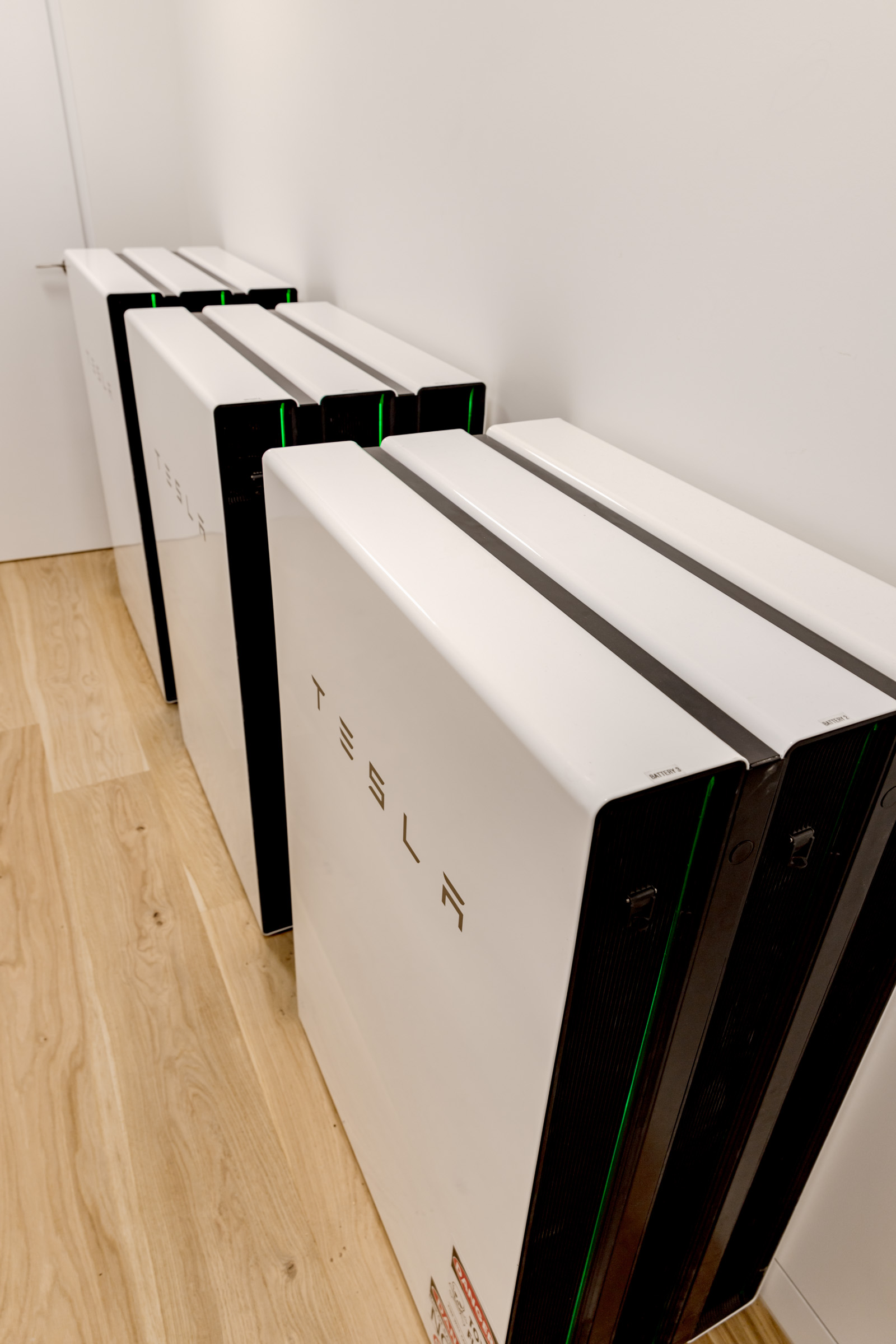 tesla powerwall solar battery storage